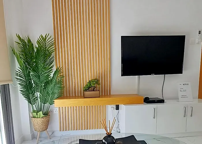 Sea Side Appartment In Kato Paphos